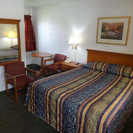 Tower Motel Green Bay Buitenkant foto