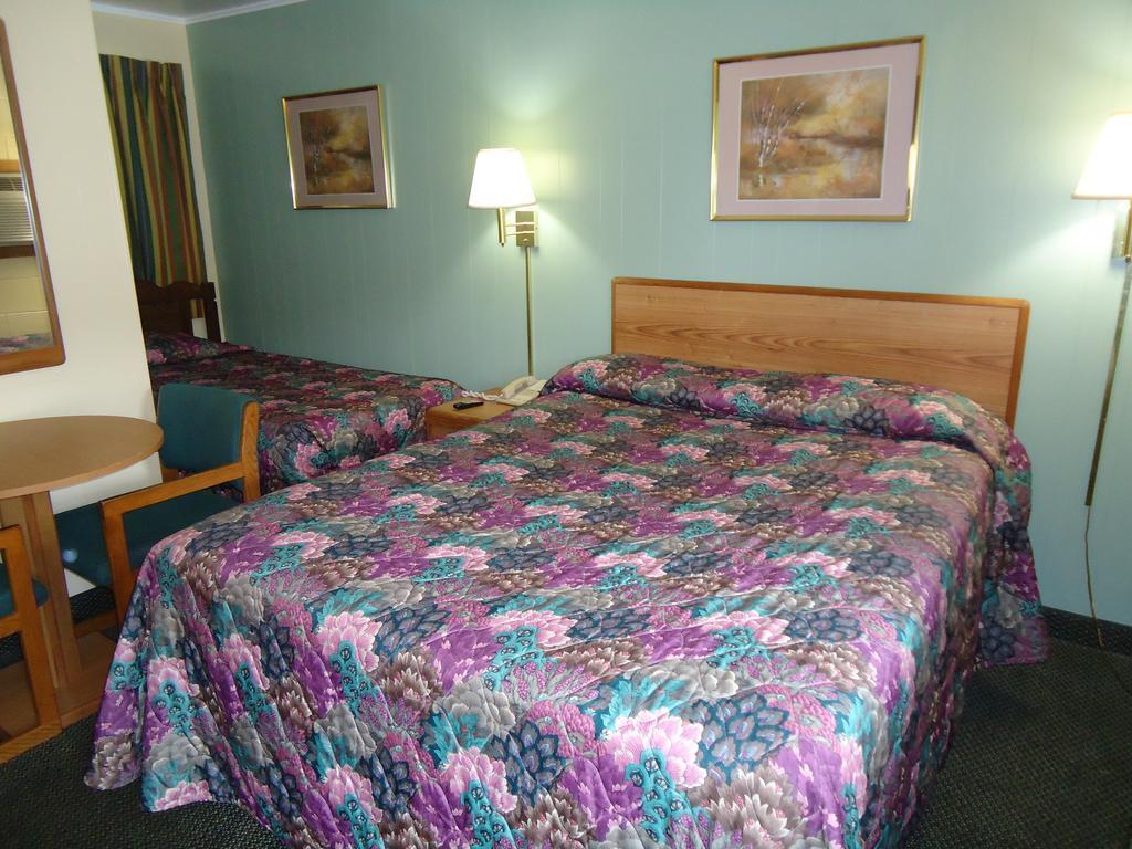 Tower Motel Green Bay Kamer foto