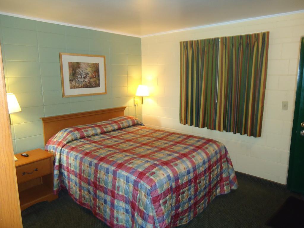 Tower Motel Green Bay Kamer foto