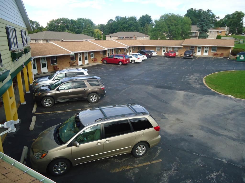 Tower Motel Green Bay Buitenkant foto